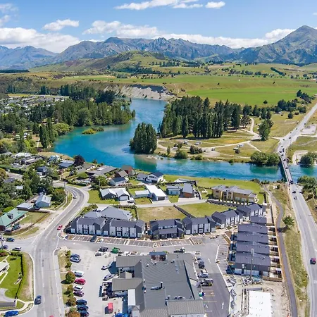 Alpine Junction Townhouse Apartments, Lodge & Hotel Wanaka Exterior foto