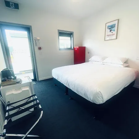 Alpine Junction Townhouse Apartments, Lodge & Hotel Wanaka Exterior foto