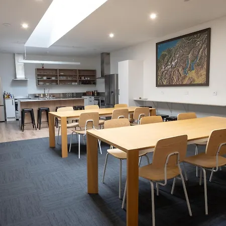 Alpine Junction Townhouse Apartments, Lodge & Hotel Wanaka Exterior foto