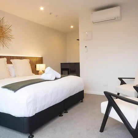 Alpine Junction Townhouse Apartments, Lodge & Hotel Wanaka Exterior foto